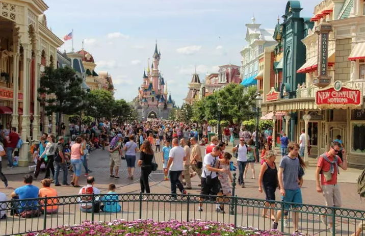 5 Disneyland Paris