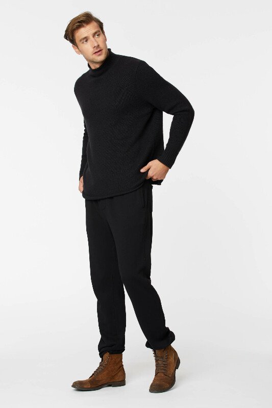 8 Unisex Cashmere Turtle Neck