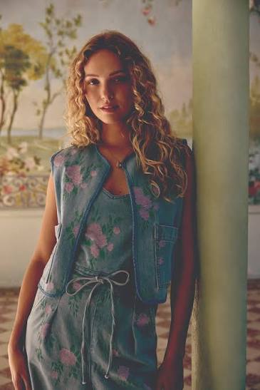Molly Bracken 8